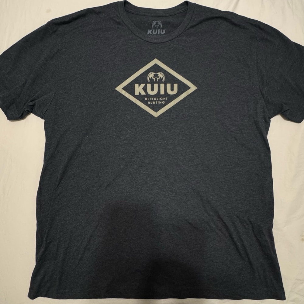 KUIU Men's Gray T-Shirt